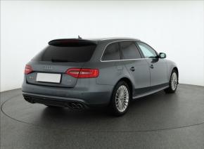 Audi A4  2.0 TDI 