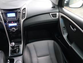 Hyundai i30  1.6 GDI 