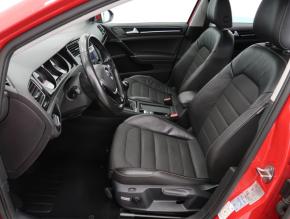 Volkswagen Golf  2.0 TDI 