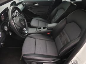 Mercedes-Benz GLA  GLA 200 CDI 4MATIC 