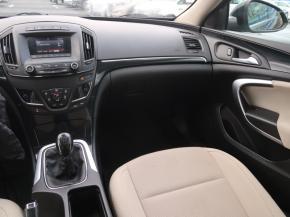 Opel Insignia  2.0 CDTI 