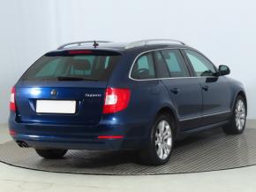 Škoda Superb  2.0 TDI Elegance 