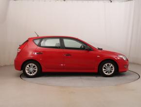 Hyundai i30  1.4 CVVT 