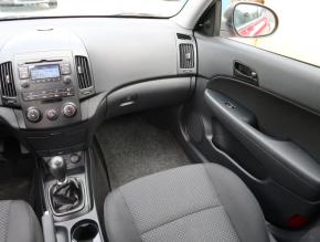 Hyundai i30  1.4 CVVT 