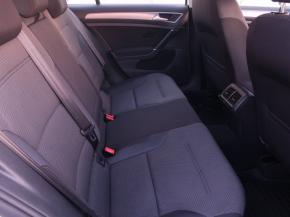 Volkswagen Golf  1.6 TDI 