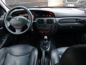 Renault Megane  1.6 16V 