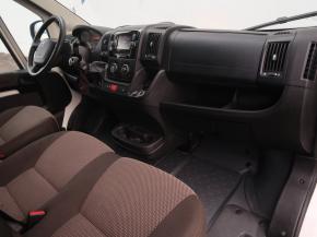 Peugeot Boxer  2.2 BlueHDi . 