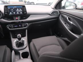 Hyundai i30  1.6 CRDi 