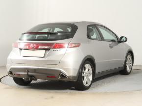 Honda Civic  1.8 i 