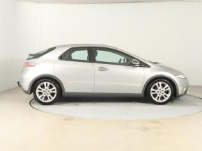 Honda Civic  1.8 i 