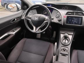 Honda Civic  1.8 i 