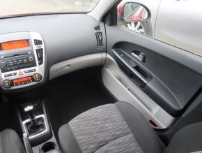 Kia Ceed  1.4 CVVT 