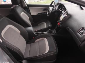 Kia Ceed  1.6 CRDi 