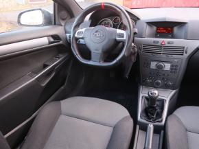 Opel Astra  1.9 CDTI 