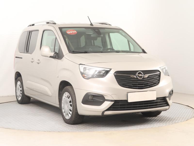 Opel Combo  1.2 Turbo Edition