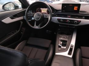 Audi A4  2.0 TDI 