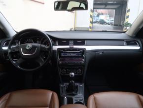 Škoda Superb  2.0 TDI Elegance 