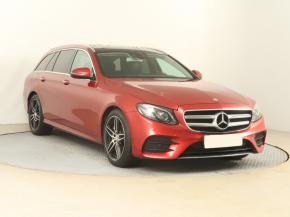 Mercedes-Benz E  E 220 d AMG Paket