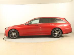 Mercedes-Benz E  E 220 d AMG Paket 