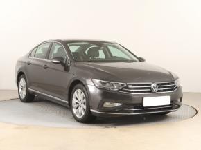 Volkswagen Passat  1.5 TSI Elegance 