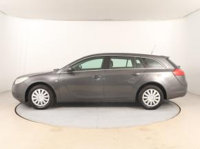 Opel Insignia  1.8 