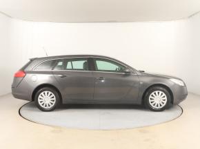 Opel Insignia  1.8 