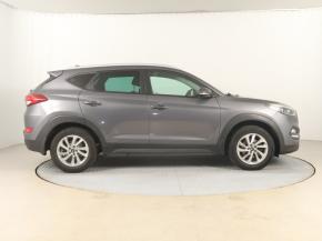 Hyundai Tucson  1.7 CRDi 