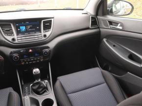 Hyundai Tucson  1.7 CRDi 