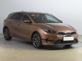 Kia Ceed  1.5 T-GDI Top 