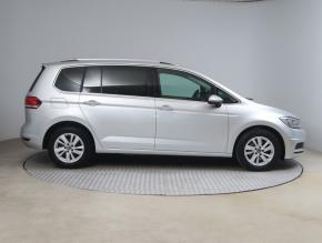 Volkswagen Touran  1.5 TSI 