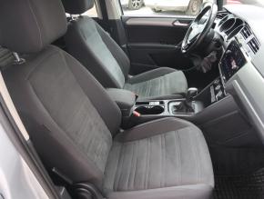 Volkswagen Touran  1.5 TSI 