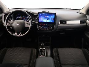 Mitsubishi Outlander  2.2 DI-D Intense 