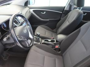 Hyundai i30  1.6 GDI 