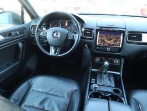 Volkswagen Touareg  3.0 TDI 