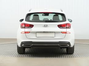 Hyundai i30  1.5 DPI 