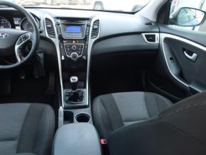 Hyundai i30  1.6 MPI Trikolor 