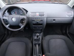 Škoda Fabia  1.4 16V Ambiente 