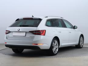 Škoda Superb  2.0 TDI 