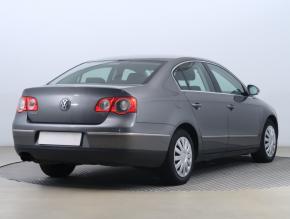 Volkswagen Passat  1.8 TSI 