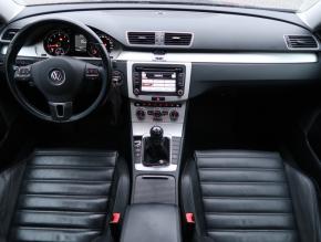 Volkswagen Passat  1.8 TSI 