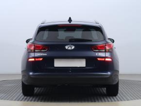 Hyundai i30  1.6 CRDi Family 