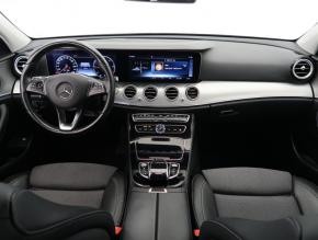 Mercedes-Benz E  E 220 d 