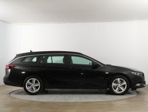 Opel Insignia  2.0 CDTI 