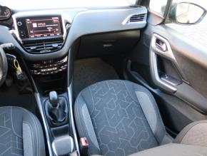 Peugeot 2008  1.2 PureTech Active 