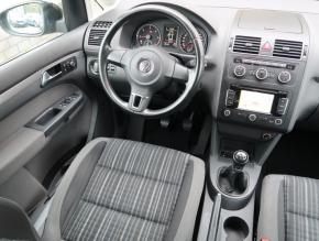 Volkswagen Touran  2.0 TDI Cross 