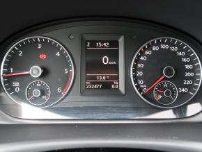 Volkswagen Touran  2.0 TDI Cross 