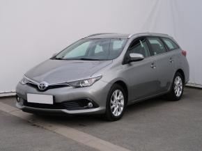 Toyota Auris  1.6 Valvematic 