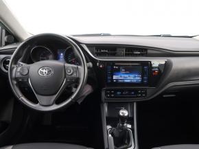 Toyota Auris  1.6 Valvematic 