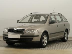 Škoda Octavia  1.6 Tour 