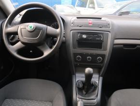 Škoda Octavia  1.6 Tour 